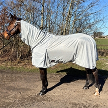 RK insectendeken met kruissingels